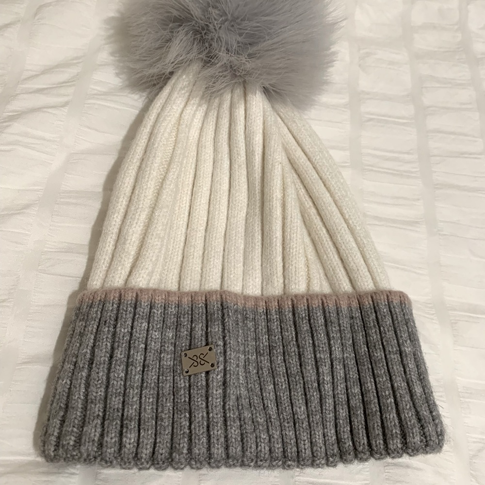 Soia & Kyo winter Pom Pom hat - faux fur